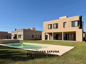 Casa · 175m² · 4 Ambientes · 4 Cocheras · Venta Casa 4 Ambientes a Estrenar - Lagos de San Eliseo