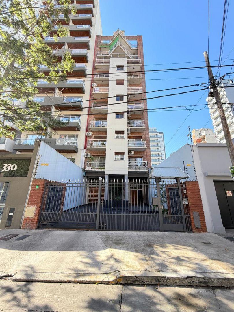 ALVEAR 328. Entre Alberdi y Conesa