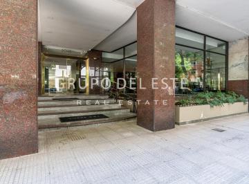 Departamento · 210m² · 5 Ambientes · 1 Cochera · Departamento en Belgrano Barrancas