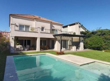 Casa de 8 ambientes, San Fernando · Alquiler Anual 4 Dorm + Play + Gran Ático, Barrio Cerrado Greenlands