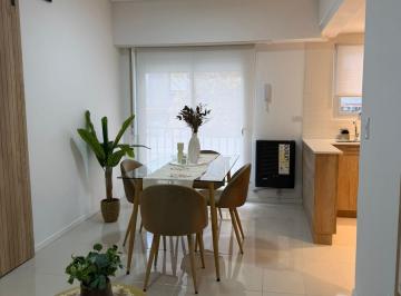 Departamento · 67m² · 3 Ambientes · Departamento 3 Ambientes Amoblado y Decorado con Balcon a La Calle
