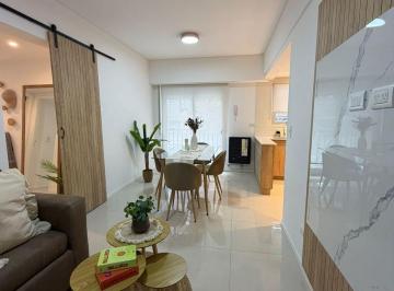 Departamento · 66m² · Venta 3 Ambientes Reciclado Externo con Balcon