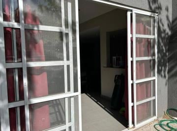 Casa · 120m² · 4 Ambientes · 1 Cochera · Venta - Casa 4 Ambientes con Cochera y Parrilla - Moreno - Acepta Permuta