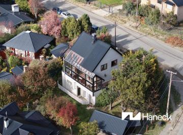 Casa · 224m² · 7 Ambientes · 2 Cocheras · Venta Casa + Departamentos, Jardín Botánico, Bariloche