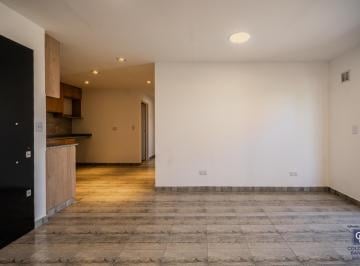 Departamento · 45m² · 2 Ambientes · Venta Departamento 2 Ambientes Al Frente con Balcon J. L. Suarez San Martin