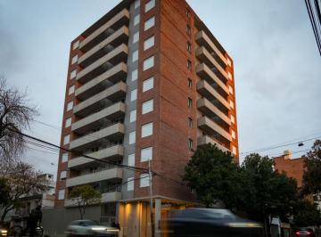 Departamento de 3 ambientes, Rosario · Alquiler – 2 Dorm. + Cochera – Zeballos 2799
