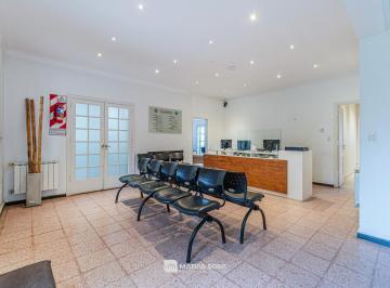 Oficina comercial · 178m² · 8 Ambientes · Oficina - Chalet - Alquiler - Uso Profesional - Güemes