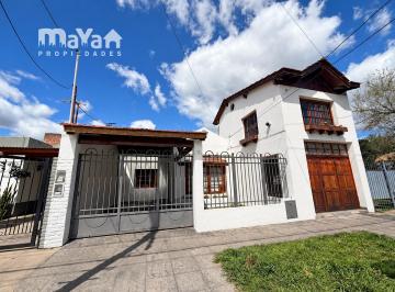 Casa · 190m² · 5 Ambientes · 2 Cocheras · Casa en Venta en Barrio Ariel del Plata