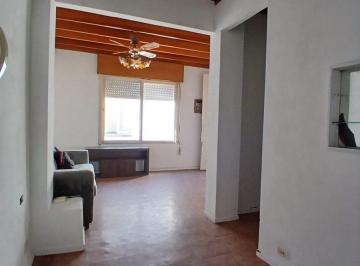 PH · 60m² · 2 Ambientes · PH 2 Amb con Terraza Propia y Altillo – Floresta