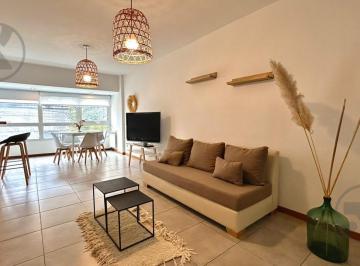 Departamento · 46m² · 1 Ambiente · 1 Cochera · Alquiler 12 Meses | Departamento 1 Ambiente a La Calle con Cochera.