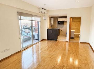 Departamento de 1 ambiente, Villa Urquiza · Impecable Monoambiente C/ Bcon, Cochera Fija, Amenities