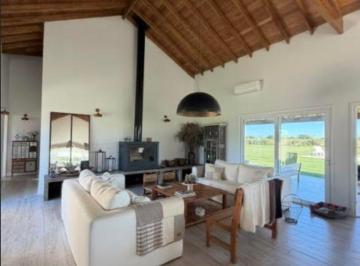 Casa de 10 ambientes, Zárate · Impresionante y Moderna Casa con Todo El Diseño, Todas Las Comodidades y un Poco Más
