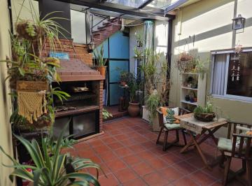 PH de 7 ambientes, Monte Castro · PH Único en Monte Castro – Gran Metraje, Patio Cubierto y Posibilidad de Dos Viviendas