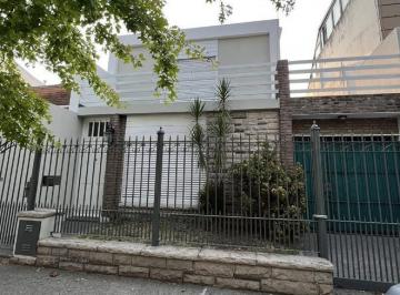 Departamento · 55m² · 2 Ambientes · 1 Cochera · Departamento 2 Amb con Terraza en Carlos Croce Al 1400