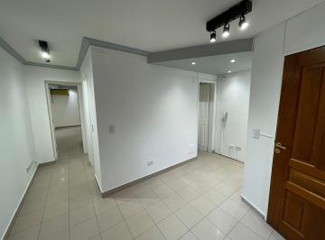 Oficina comercial · 3 Ambientes · Oficina en Alquiler de 3 Ambientes Muy Bien Ubicada en Calle San Lorenzo