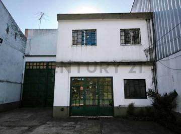 Bodega-Galpón · 266m² · Alquiler Galpón Sobre Ruta 197