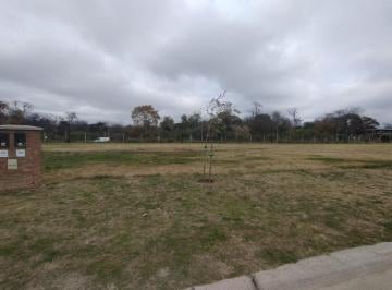 Terreno · 700m² · Lote en Venta B° Village Joven