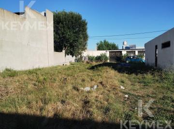 Terreno · 300m² · Lote en Venta 300 m² con Medianeras Construidas | Ideal Para Edificar | Los Hornos