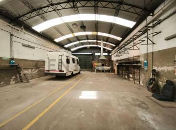 Bodega-Galpón · 664m² · Alquiler Galpón en Zona Industrial