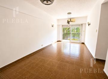 Departamento · 73m² · 4 Ambientes · (Reservado) Venta Departamento de 4 Ambientes Mas Dependencia en Villa Crespo con Balcon Corrido