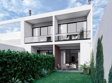 Casa · 93m² · 3 Ambientes · 1 Cochera · Dúplex en Pozo.2 Dorm.. Carlos Casares Al 900. Victoria