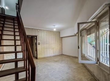 Casa · 148m² · 4 Ambientes · 1 Cochera · Venta Casa 3 Dorm., con Cochera y Terraza - Barrio Azcuénaga