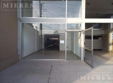 Local comercial · 170m² · Excelente Local a La Venta de 170 m² en Pilar