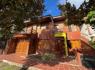 PH · 160m² · 4 Ambientes · 1 Cochera · PH 4 Amb Al Frente con Cochera