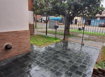 Casa · 80m² · 3 Ambientes · 1 Cochera · Casa en Venta en Quilmes Oeste