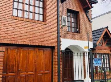 Casa · 207m² · 4 Ambientes · 1 Cochera · Casa en Venta en Quilmes Oeste