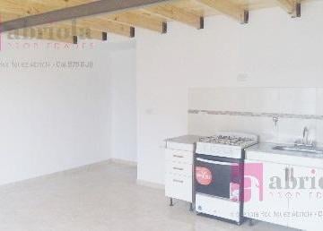 Departamento · 50m² · 3 Ambientes · 1 Cochera · Departamento en Quilmes Oeste