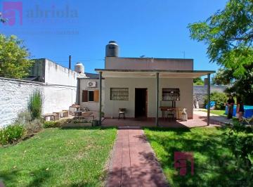 PH · 60m² · 3 Ambientes · PH en Bernal
