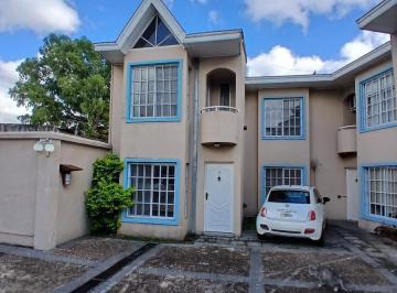 PH · 77m² · 3 Ambientes · 1 Cochera · PH en Quilmes Oeste