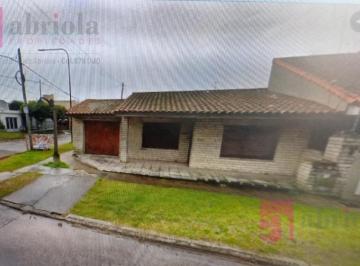 Casa · 100m² · 3 Ambientes · 1 Cochera · Casa en Alquiler en Quilmes Oeste