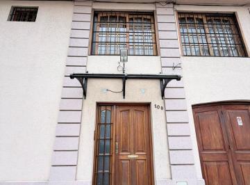 PH · 57m² · 3 Ambientes · Casa PH en Alquiler en Quilmes