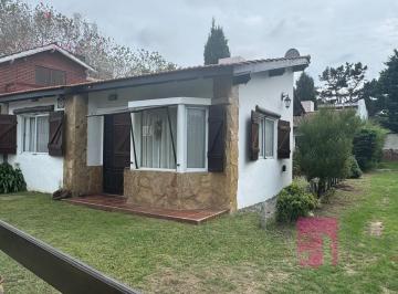 Casa · 50m² · 3 Ambientes · 1 Cochera · Casa en Santa Teresita
