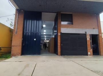Bodega-Galpón · 262m² · Galpón en Quilmes Oeste