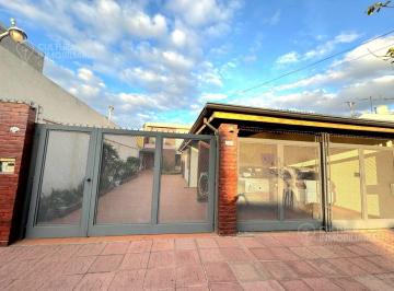 Casa · 100m² · 5 Ambientes · 4 Cocheras · Casa en Castelar
