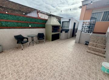 PH · 49m² · 3 Ambientes · PH 3 Ambientes con Amplia Terraza en Venta