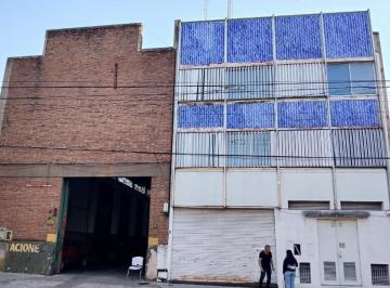 Depósito · 2100m² · 5 Ambientes · Depósito en Venta - Oficinas - 2.400 m² - Caballito