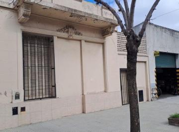 Casa · 143m² · 4 Ambientes · Oportunidad! Casa en Lote Propio de 248 m²