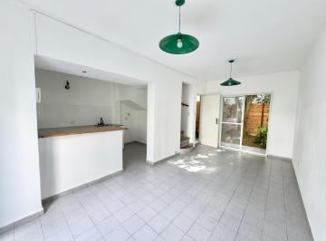 PH de 3 ambientes, La Plata · Dúplex Renovado con 2 Patios Privados en Tolosa – Dueño Directo