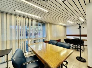 Oficina comercial · 162m² · 5 Ambientes · Oficina en Barrio Vicente López
