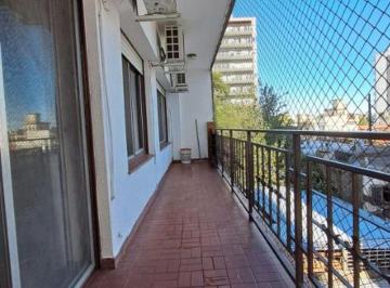 Departamento de 3 ambientes, Avellaneda · Oportunidad Venta Depto de 3 Ambientes Amplios con Balcón Al Frente: Living, Cocina, 2 Dorm y Baño