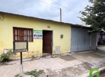 Casa · 90m² · 3 Ambientes · 2 Cocheras · Casa en Venta | Zona Este