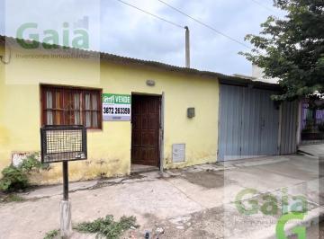 Casa · 90m² · 3 Ambientes · 2 Cocheras · Casa en Venta | Zona Este