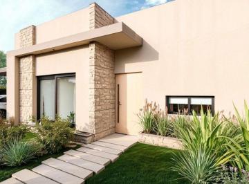Casa · 145m² · 5 Ambientes · 2 Cocheras · Casa en Venta - Bº Milcayac II - Maipú