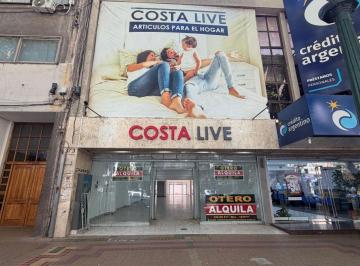 Local comercial , Ciudad de Mendoza · Inmobiliaria Otero Presenta en Exclusiva – Salón Comercial en Av Las Heras 373 en Alquiler.