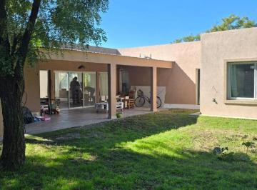 Casa de 5 ambientes, Villa Ciudad Parque Los Reartes · Casa 3 Dorm. en B° Cerrado Punto Claro, Vista Al Lago y Sierras Grandes.