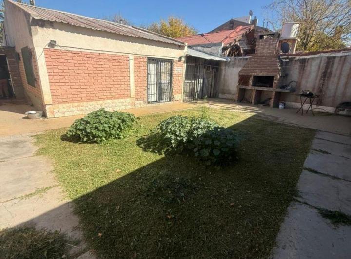Casa · 176m² · 6 Ambientes